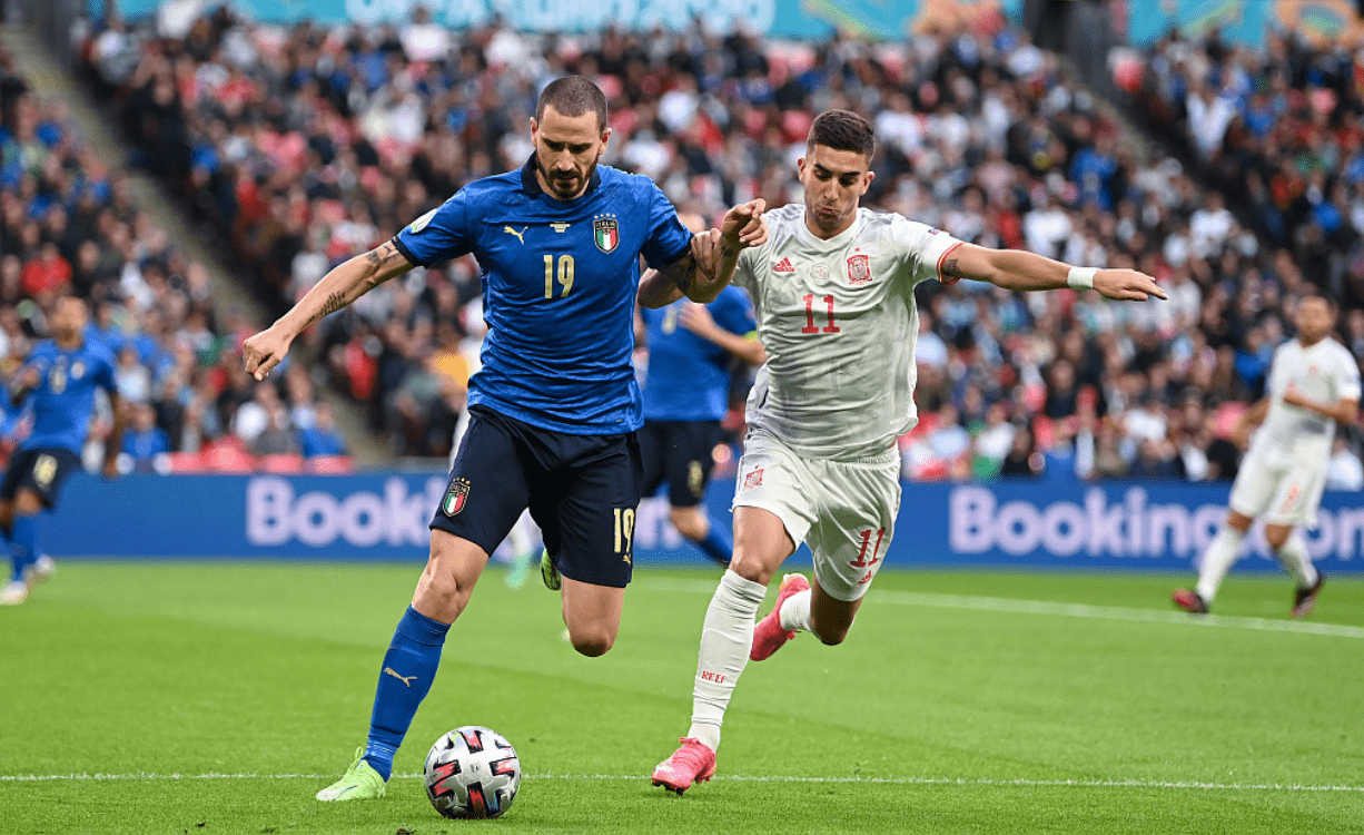 九游体育下载app-包含关键时刻葡超传出新动向；门兴格拉德巴赫遗憾出局；管理层表态——底气十足；球探报告显示潜力的词条