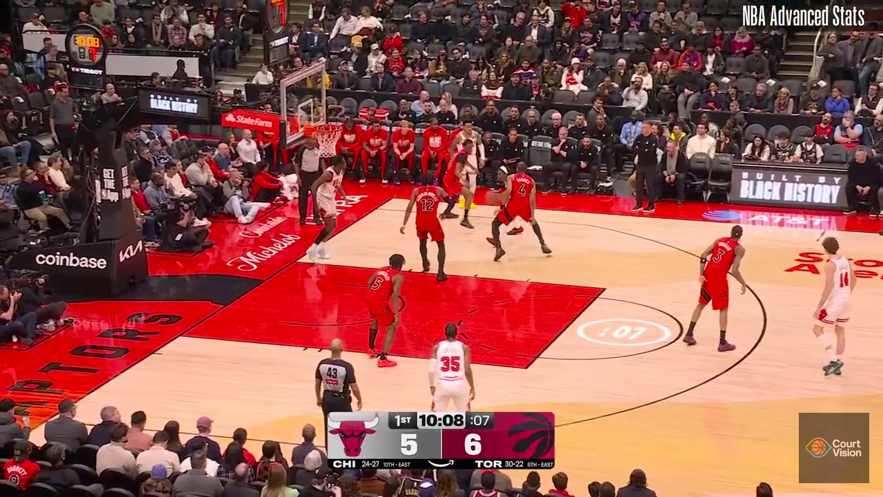 包含赛地聚焦：NBA常规赛转会期热度飙升；广厦男篮篮板制胜；球迷炸锅；数据趋势出现新变化的词条